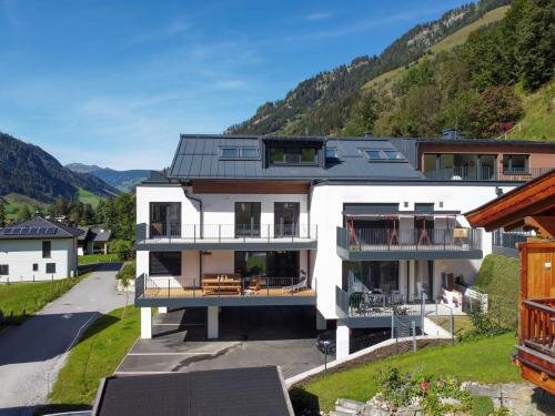 Rauris „Sonnseite“